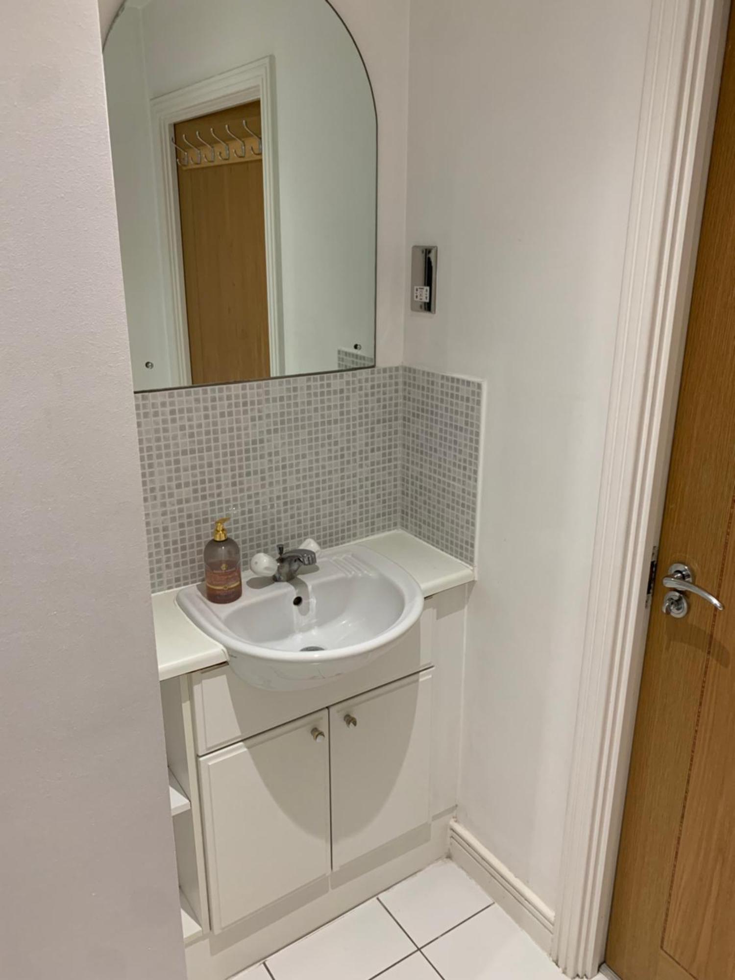 Room In Stratford With Private Bathroom And Parking London Exterior foto